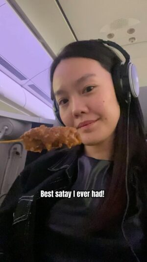 Lim Mei Fen Instagram - My best KL-Beijing trip ever! BEST satay ever!! #malaysiaairlines #bmwi7 #beijingfilmacademy