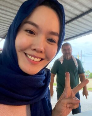 Lim Mei Fen Instagram - 2023, I was an actress/ student/ occasionally an emcee.

Movie: 
#PaduTheMovie (Currently in post production)

Ads:
@sajimalaysiaofficial Raya tvc with Dato Awie 
@taylorsuni Deepavali tvc as property agent Ms Amy

Emcee:
-Roundtable meeting with 🇨🇳 Captains Of Industry , with Prime Minister @anwaribrahim_my in BEIJING,
-Tourism Malaysia’s Welcome banquet, BEIJING,
-Deputy Prime Minister’s @fadillahyusof_ Masjid Ramah Mesra bersama Pelajar, BEIJING
-2024 New Year’s eve celebration, MELAKA