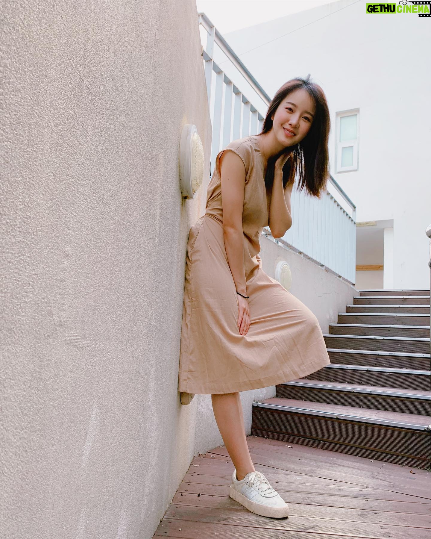 Lin Zoey - 1.3K Likes - 🥰🥰🥰❤️❤️❤️