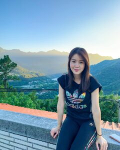 Actress Lin Zoey HD Instagram Photos and Wallpapers July 2020