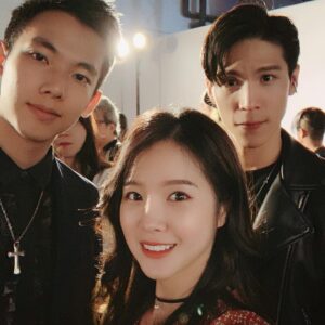 Lin Zoey Instagram - 榮幸參加了GIOIA PAN 潘怡良老師
2020春夏時裝發表會👗👔👠
喜歡好多老師在服飾上的巧思與細節

謝謝 @mlckey6881 其偉老師邀請🥰 
讓我們有個愉快的夜晚！！
#潘怡良 
#臺北時裝週