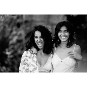 Lina El Arabi Instagram - « Les meilleures » de Marion Desseigne Ravel était au @ffangouleme pour sa toute première projection. Hâte de vous montrer ce film ❤️‍🔥🌈 @estherrollande @mahiazrouki  @original_laeti @mariamaa_gueye @tasnim.jamlaoui @zoemarchal @azize_diabate @le_pacte_officiel photos : @christophe_brachet_