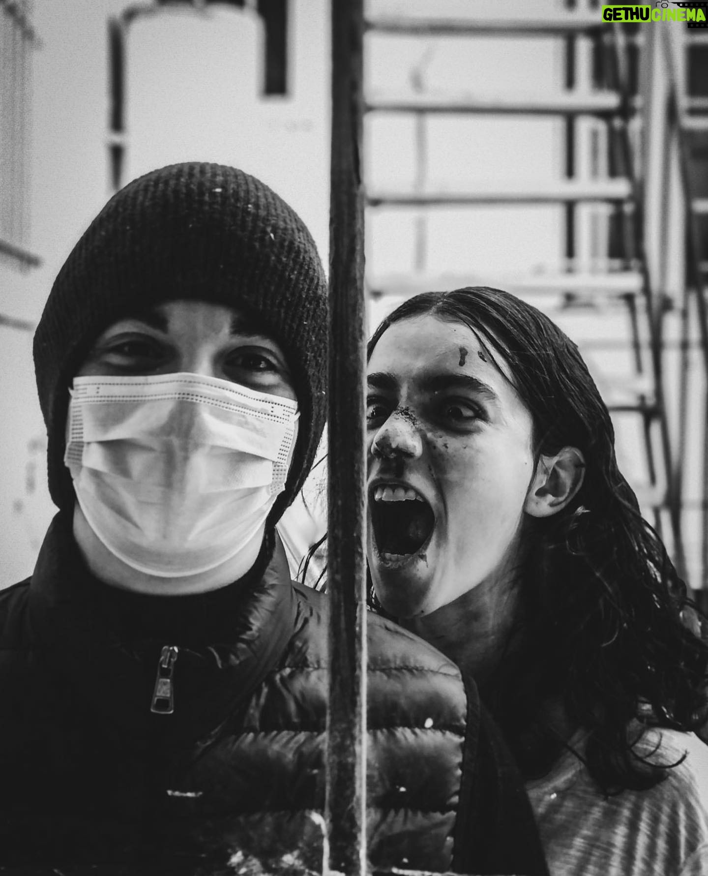 Lina El Arabi - 1.4K Likes - Fin de tournage pour « Laena (la malédiction) ». @abeldanan arrive avec son premier film pour vous retourner le coeur. 🌪