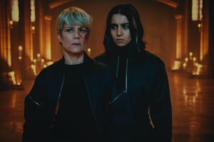 Lina El Arabi Instagram - « On ne naît pas Furie, on le devient » 

FURIES, le 1er Mars sur @netflixfr