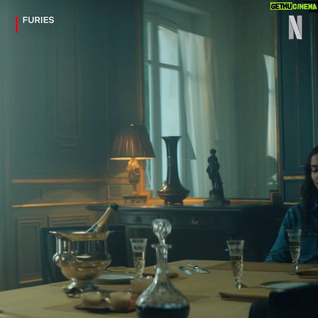 Lina El Arabi - 2K Likes - FURIES, dispo le 1er Mars sur @netflixfr