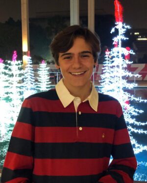 Lincoln Melcher Instagram - 98,700 seconds until Christmas 🎄