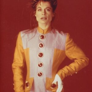 Linda Hamilton Instagram - Madame Chic #vogue