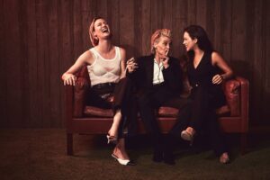 Linda Hamilton Instagram - Women's Crew 
#terminatordarkfate