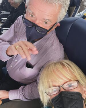 Linda Purl Instagram - Early out… on the road again 😵‍💫😬