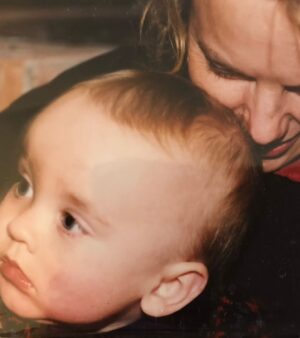 Linda Purl Instagram - …a few years ago now but… don’t they always stay this age in your heart? 🙏👍🏻Apple of my eye…
