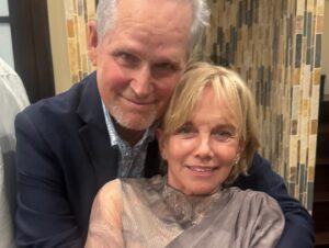 Linda Purl Instagram - Lotta year’s worth of friendships here.  Weeee!