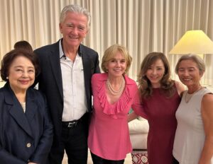 Linda Purl Instagram - Combined, more than a century worth of childhood friendships 😵‍💫💖🙏