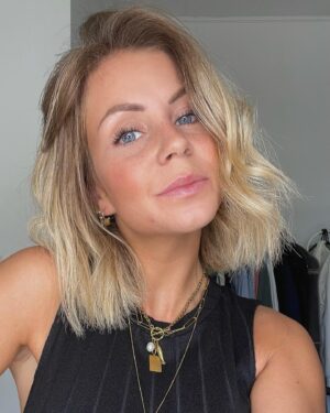 Lindsay Dartois Instagram - Alors, prêt pour ce soir?🫶🔥
@w9officiel
