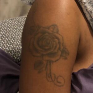 Lindsay Philomene Instagram - ✨ My client had an old rose tattoo on her arm (not done by me) I reworked it   added more flowers through 2 appointments ✨ thankyou Éloïse ✨💕
.
.
.
(Swipe to see old tattoo)
.
.
.
To book a custom or flash : Linktree in bio ✨ or email phylotattoos@gmail.com
.
.
.
#armtattoo #tattoosleeve #melaninpoppin #montrealtattooartist #floraltattoo