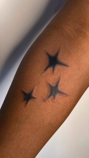 Lindsay Philomene Instagram - ✮ Siblings ✮ from my flash for ✮ᶜʰᵃⁿ ✮
.
.
.
To book a custom or flash : Linktree in my bio ✮
.
.
.
#montrealtattoo #montrealtattooartist #flashtattoo #flashworkers #melaninpoppin #ladytattooers #startattoo #forearmtattoo