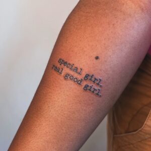 Lindsay Philomene Instagram - ✧ r e p o s t ✧ such a vivrant thing 👟👟💕
.
.
#tattooideas #montrealtattooartist #tattooideas #customtattoo