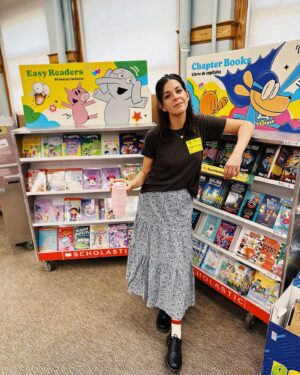 Lindsey Broad Instagram - The former Book-it Champion made a triumphant return to the Scholastic Book Fair this morning!