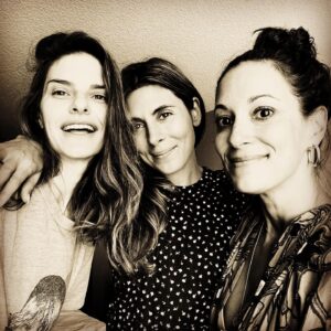 Lindsey Kraft Instagram - these two see me.
and i see them. love. @jamielynnsigler @angeliquecabral ❤️
