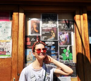 Lindsey Kraft Instagram - live at @thebitterendnyc sunday night, june 4. 9:30!!! come one come all.
i hope to make you laugh, cry, and think!!! me and a piano and me!!!🎹