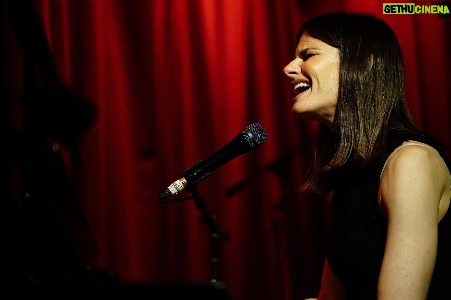 Lindsey Kraft - 276 Likes - a magical night at @thehotelcafe captured by the brilliant šø @jasonenslerv3.1 thank you to everyone who came out! was dreamy⦠āļøāļøāØāØāØ