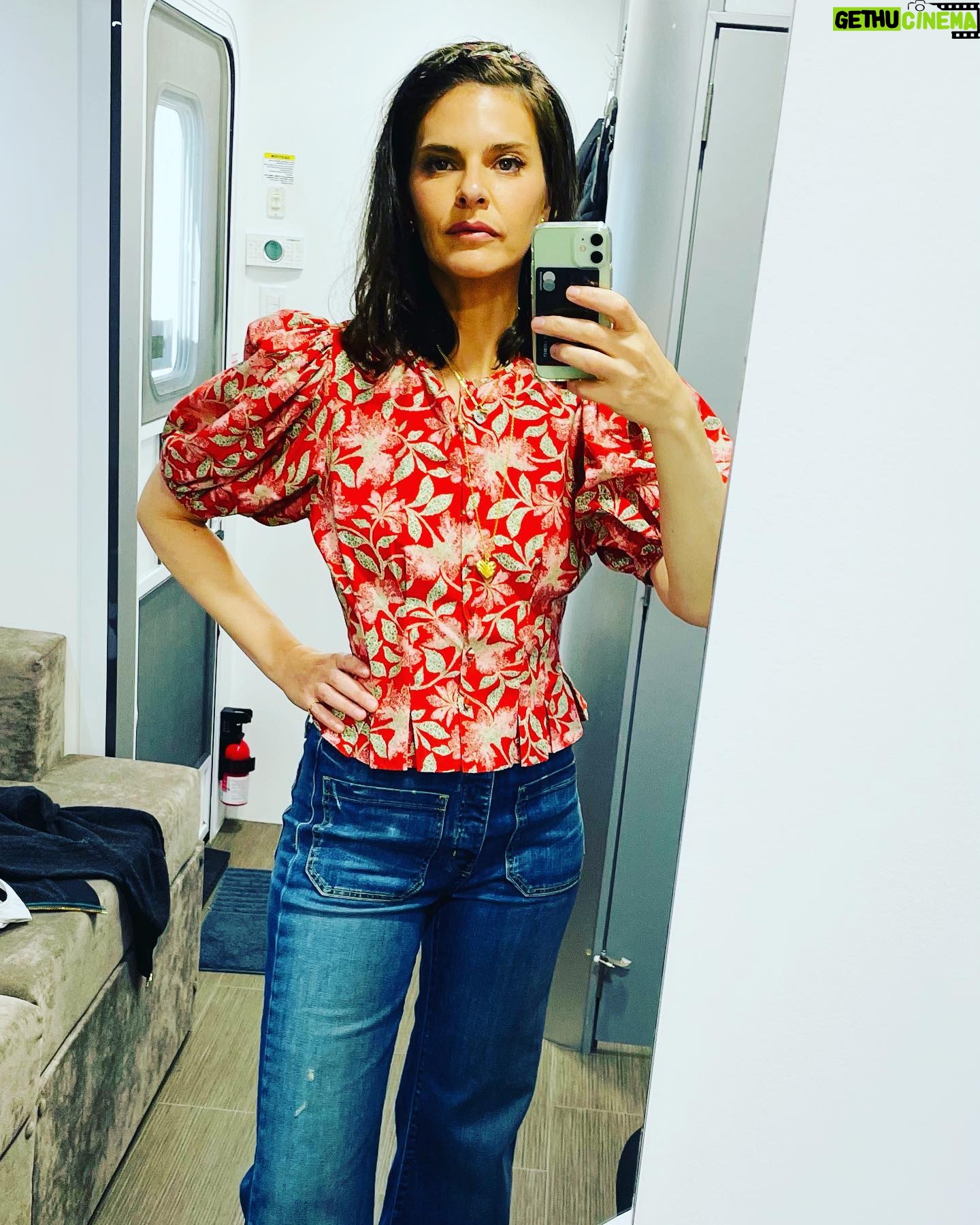 Lindsey Kraft - 512 Likes - a little #graceandfrankie fashion for this last season. styled by @allysonfanger goddess of all things. @graceandfrankie