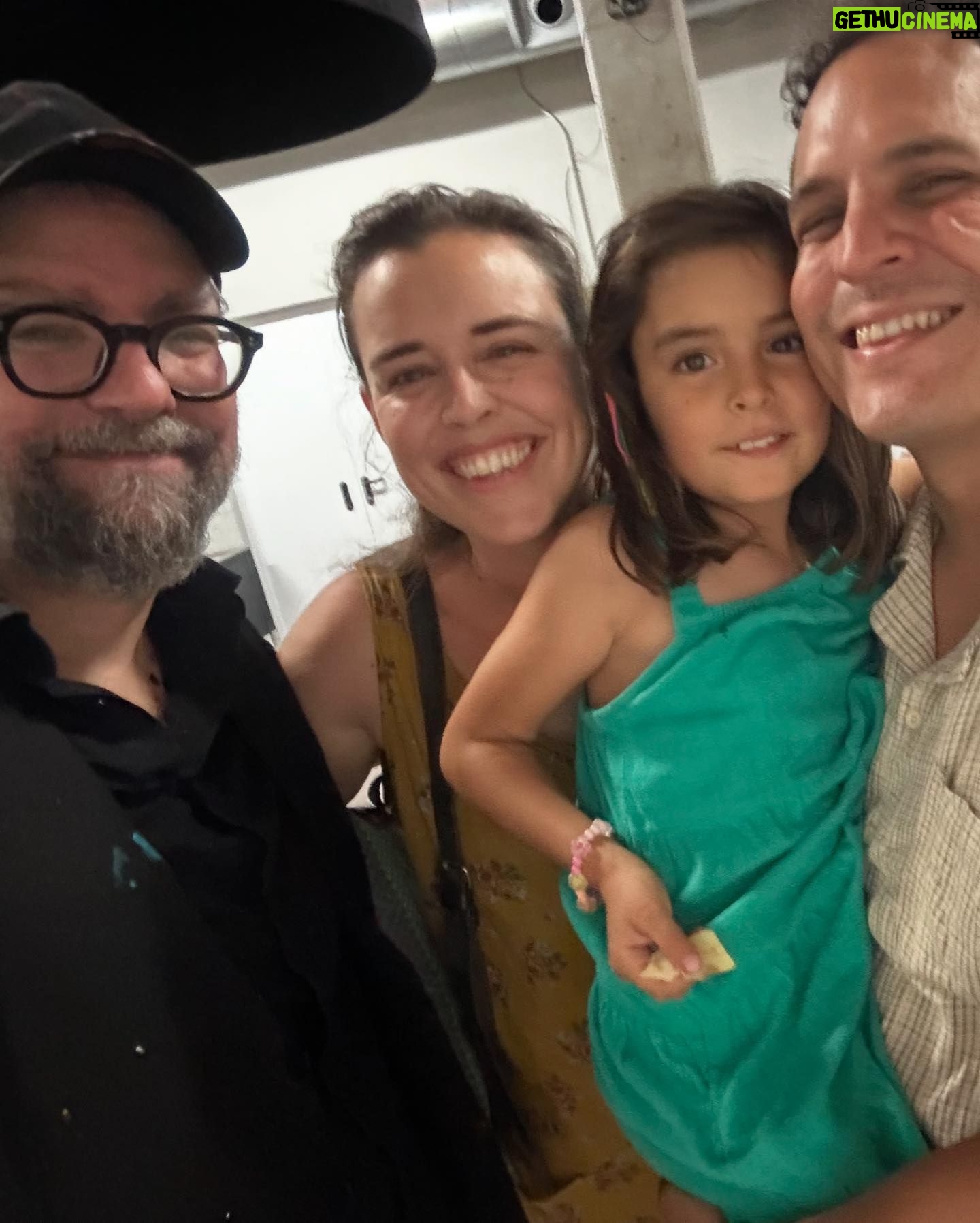 Liniers - 0.9K Likes - Gracias por llenarme la vida de mĆŗsica. @kevinjohansenoficial @lucaswespina @drexlerjorge @alex_ferreira @andresreboratti @julietavenegasp @maxipadin @el_kanka @launoah57 @chebamassolo @alejandroymarialaura @benjawalker