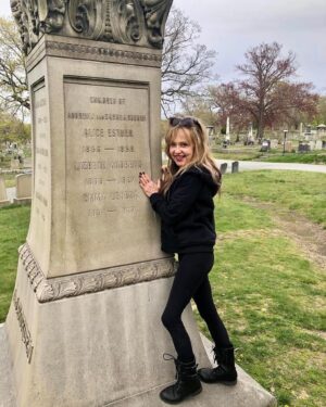 Linnea Quigley Instagram - Stopped by the Lizzie Borden house & cemetery  last week🪦🌹
