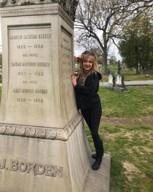 Linnea Quigley Instagram - Stopped by the Lizzie Borden house & cemetery  last week🪦🌹