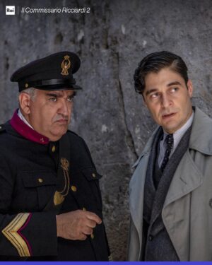 Lino Guanciale Instagram - Non perdetevi l'ultima puntata de "Il Commissario Ricciardi - seconda stagione" questa sera, alle 21.25, su Ra1 e RaiPlay.

Qual è stato il momento che più vi ha emozionato? 

#IlCommissarioRicciardi2