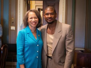 Lisa Blunt Rochester Instagram - 110,000  Delawareans are living with diabetes, and about 10% of those have Type 1. 

Grateful to @usher for coming to DC today, not as an entertainer, but as a dad, to share how Type 1 diabetes has impacted his family and how we can raise awareness and encourage early screenings.