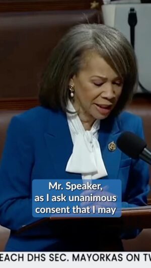 Lisa Blunt Rochester Instagram - In 2023, I introduced the bipartisan JOBS Act with former Rep. Bill Johnson to expand program eligibility for federal Pell Grants. 

Tonight, I received unanimous consent from my colleagues to become its lead sponsor to continue our work to make quality job training more accessible.