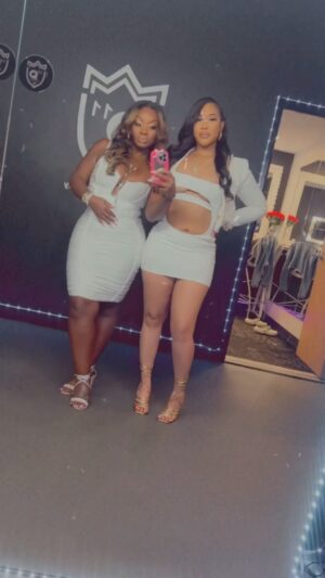 Lisa Brown Instagram - Screaming Happy Birthday To “THAT GIRL” @iam_cami_jae ♥️ Been Solid Since Day 1! I’ve Watched You Go Through Some Storms That Would Have Broke Other People… SMILING With Your Head Held High! Even In The Bad Times You Keep Good Energy! I Admire and Respect You So Much For That! I Love You♥️ Enjoy Your Day Baby! You Deserve It!