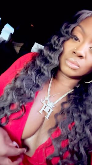 Lisa Brown Instagram - Keep Going Up The Ladder! If They Mad…. Make Them Madder‼️💅🏾💋💁🏽‍♀️😘