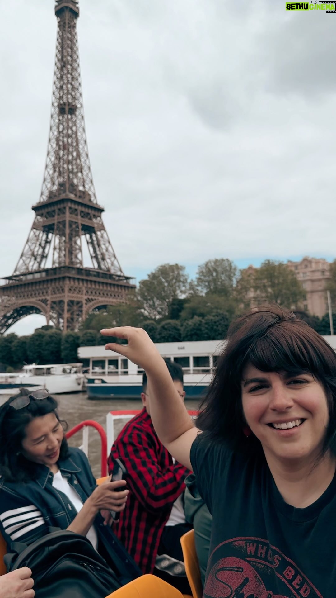 Lisa LeBlanc - 1.4K Likes - Chiac tours Paris.
Bookez votre tour right now au
1-506-SAGOUINE 🤏🗼🇫🇷
#chiactours #lonelyplanet #besttourguide2024 #5stars #photobusiness #dontforgettopinchthethingy #paris