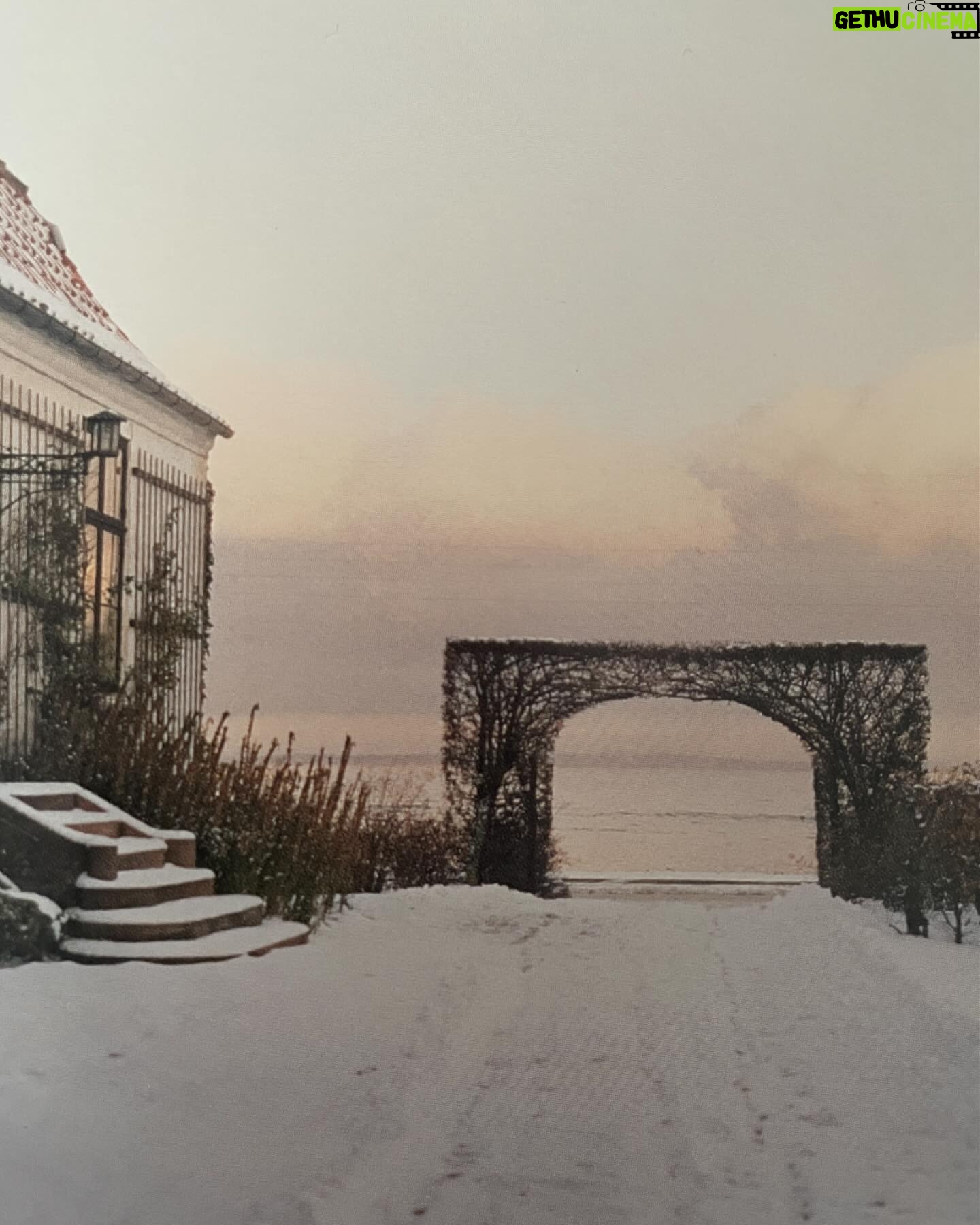 Liv Hansen - 3 Likes - Winter i kbh og omegn
.
.
.
#winterseason #ashwednesday #copenhagen #skuespiller