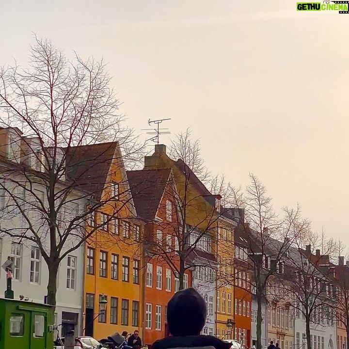 Liv Hansen - 3 Likes - Spring weekend in Copenhagen 🫶🏼
#hikingadventure #vandretur #foråridanmark #arkæologi #gravhøj #furesøen #københavnerliv #christianshavn #husetpåchristianshavn