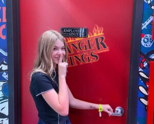 Livi Birch Instagram - Thanks @netflix @strangerthingstv for inviting me to @strangerthings.experience Had so much fun with @sophia_joss aka #tabithabingham #alicecreel #atlanta #strangerthings4 #getyourtickets #st4 #thecreelfamily #strangerthingexperienceatl
