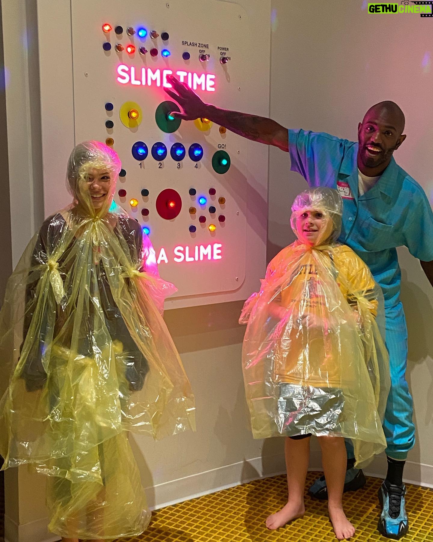 Livi Birch - 1.5K Likes - Had the best time at the opening of @sloomooinstitute Go get #slimed !!! #slimeslingshot #slimespaghetti #slimepond #funtimes #memories #littlebrother #moreslimeplease #slimeeverywhere @bravepratl thank you ❤️