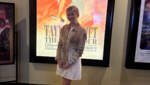 Livi Birch Instagram - The Eras Tour has my 🫶 #erastourmovie #tstheerastour #tstheerastourfilm #erastour #erastouroutfit #taylorswift #ihadthetimeofmylifefightingdragonswithyou #erasmovie