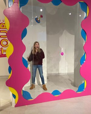 Livi Birch Instagram - Had the best time at the opening of @sloomooinstitute Go get #slimed !!! #slimeslingshot #slimespaghetti #slimepond #funtimes #memories #littlebrother #moreslimeplease #slimeeverywhere @bravepratl thank you ❤️