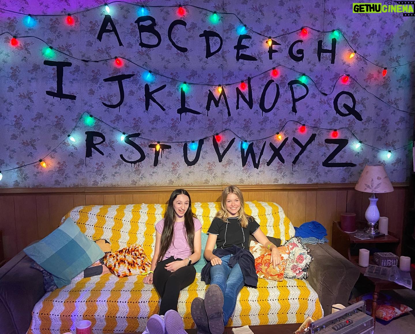 Livi Birch - 4.6K Likes - Thanks @netflix @strangerthingstv for inviting me to @strangerthings.experience Had so much fun with @sophia_joss aka #tabithabingham #alicecreel #atlanta #strangerthings4 #getyourtickets #st4 #thecreelfamily #strangerthingexperienceatl