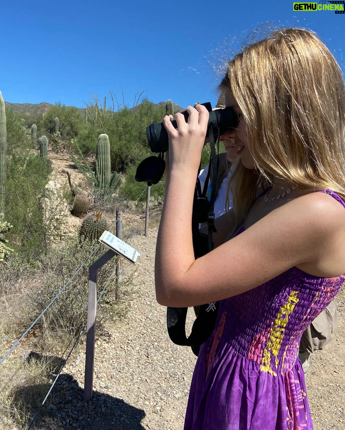 Livi Birch - 2.4K Likes - Amazing day discovering this cool museum and the cute animals and a rattle snake 😱