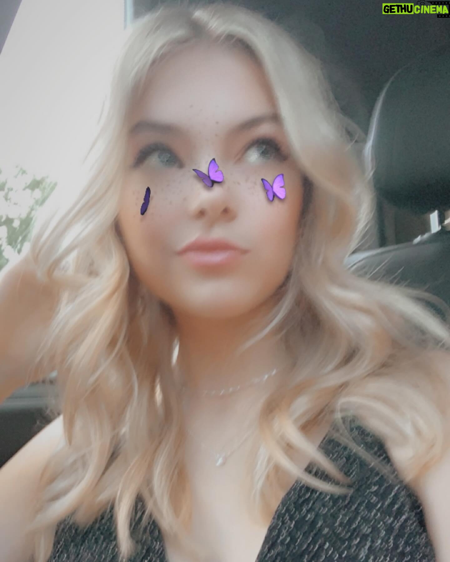 Livi Birch - 2.5K Likes - We were dancing, dancing, like we’re made of Starlight✨ Homecoming 2023! #hoco #hoco2023 #starlight #photobooth #homecoming #dancing