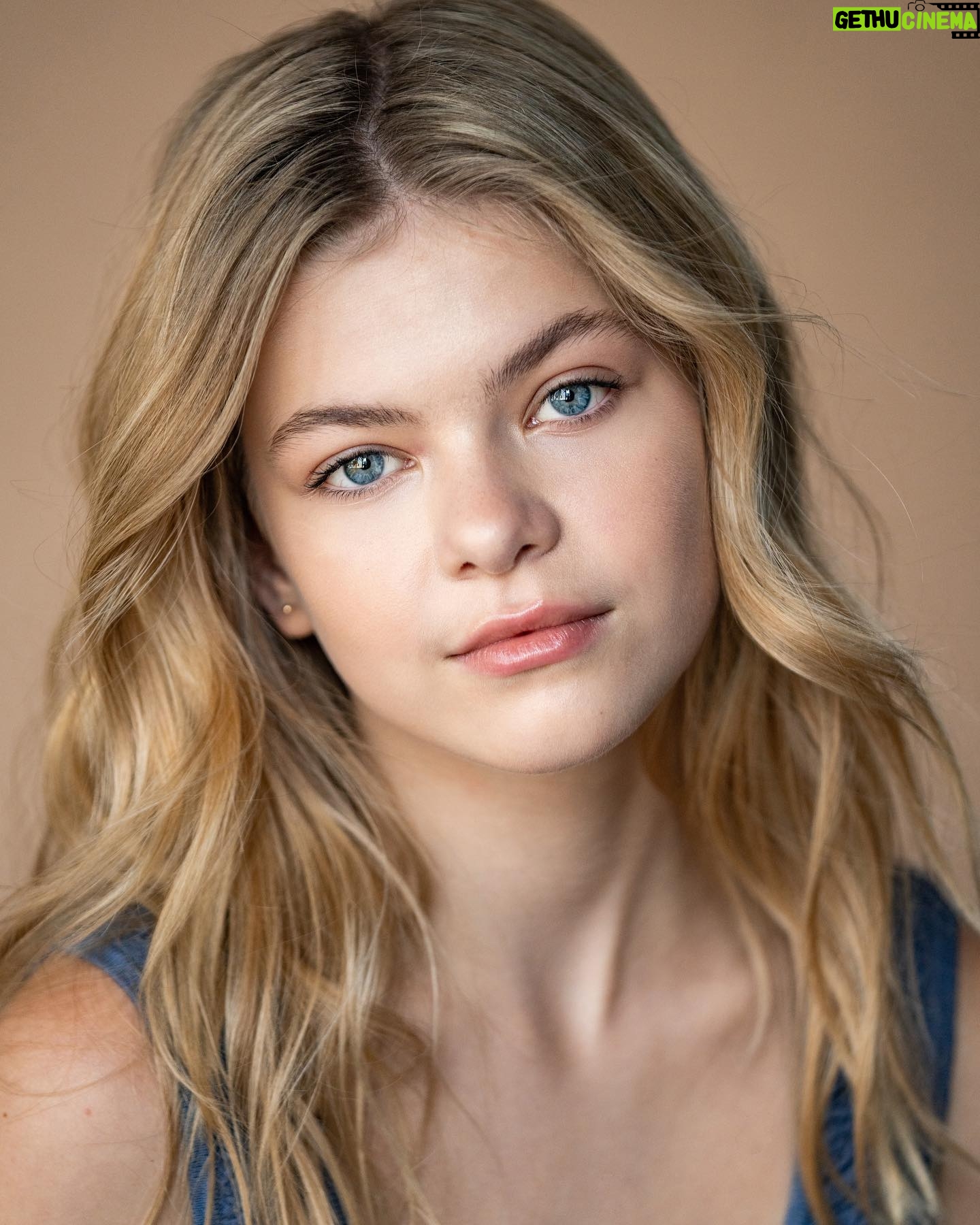 Livi Birch - 1.8K Likes - Thank you @genyaoneall.photographer for these great headshots and a fun and relaxed shoot!! Smiling ones to come…..
#hmu @the_brandiluster