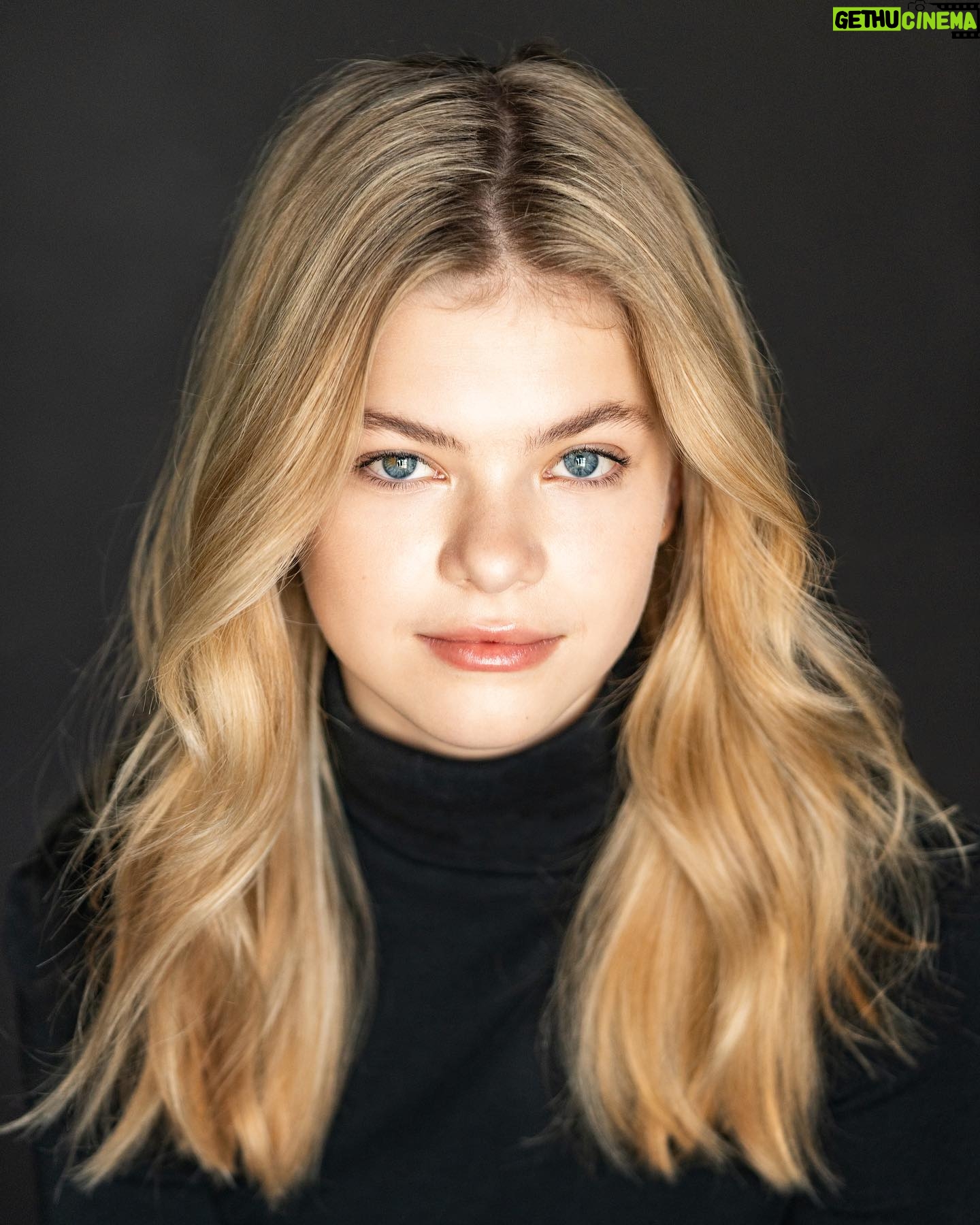 Livi Birch - 1.8K Likes - Thank you @genyaoneall.photographer for these great headshots and a fun and relaxed shoot!! Smiling ones to come…..
#hmu @the_brandiluster