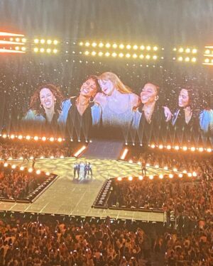 Livi Birch Instagram - And don’t forget about the night out in L.A!!!!! I had the time of my life with you last night @taylorswift @taylornation @sofistadium !! Best birthday ever!!!! I had the best day with you ❤️ #dress #exile #taylorswift #erastour #midnights #latstheerastour #ihadthetimeofmylifewithyou #thankfulgratefulblessed