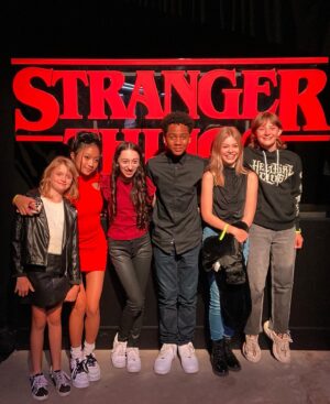 Livi Birch Instagram - Thanks @netflix @strangerthingstv for an awesome party for cast and crew. Was amazing to see my Dad, Victor Creel @thekevinljohnson and all my #strangerthingsfam 

#alicecreel #victorcreel #thecreelfamily 
#strangerthingslab
#hawkinsnationallab #strangernumbers #STnumbers 
#rainbowroom #strangerthingscast #upsidedown #strangerthings4