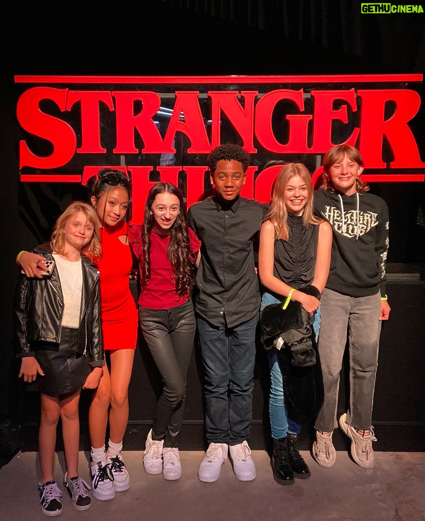 Livi Birch - 3.6K Likes - Thanks @netflix @strangerthingstv for an awesome party for cast and crew. Was amazing to see my Dad, Victor Creel @thekevinljohnson and all my #strangerthingsfam
#alicecreel #victorcreel #thecreelfamily
#strangerthingslab
#hawkinsnationallab #strangernumbers #STnumbers
#rainbowroom #strangerthingscast #upsidedown #strangerthings4