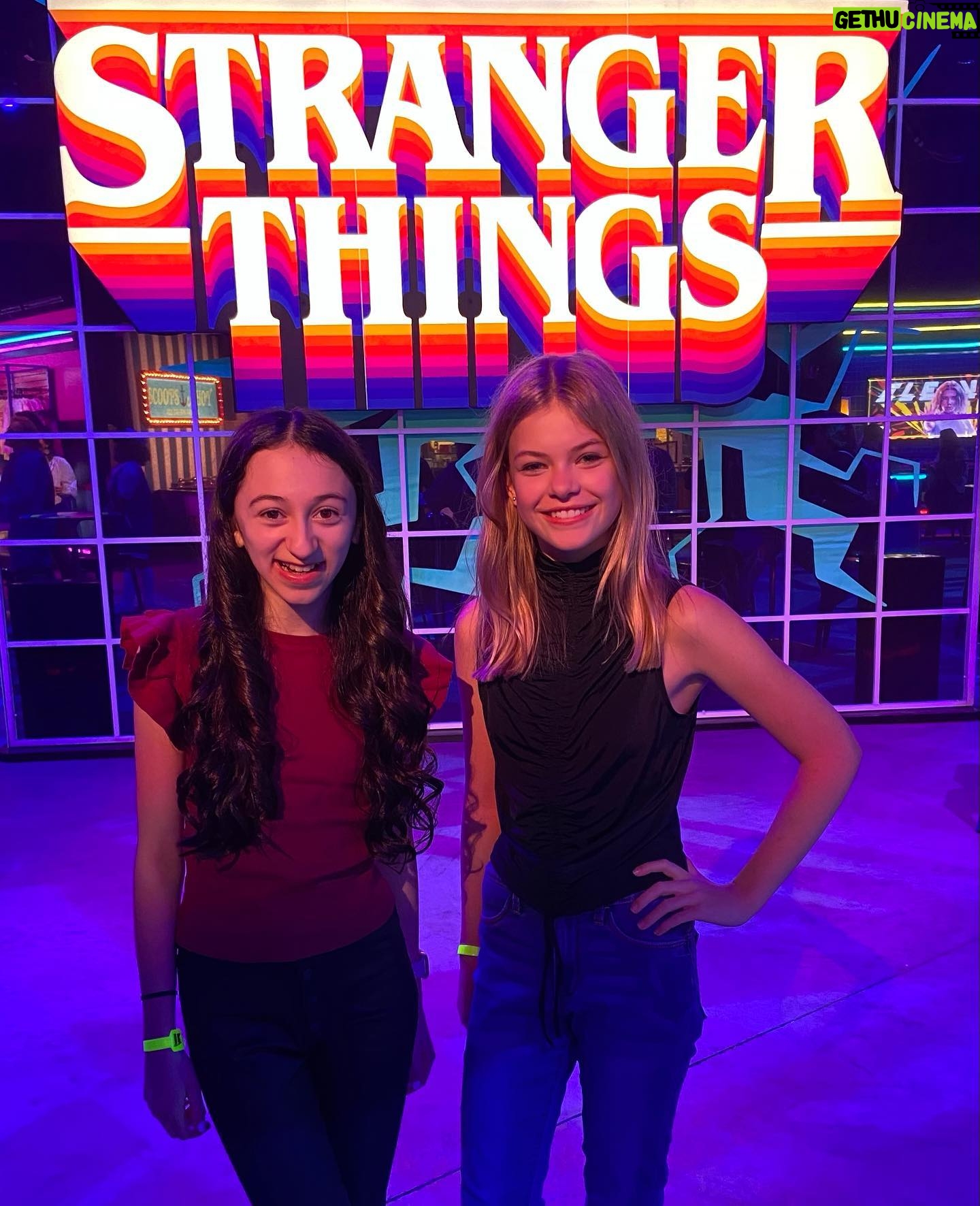Livi Birch - 3.6K Likes - Thanks @netflix @strangerthingstv for an awesome party for cast and crew. Was amazing to see my Dad, Victor Creel @thekevinljohnson and all my #strangerthingsfam
#alicecreel #victorcreel #thecreelfamily
#strangerthingslab
#hawkinsnationallab #strangernumbers #STnumbers
#rainbowroom #strangerthingscast #upsidedown #strangerthings4