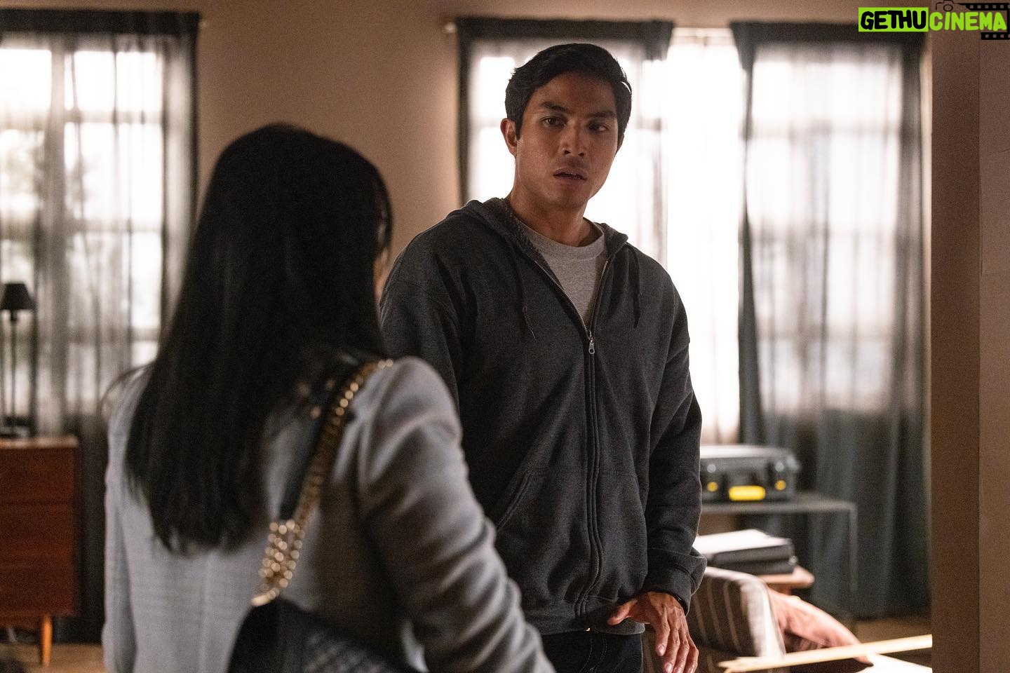 Liza Lapira - 3.8K Likes - This episode’s a special one for me. A Filipino American family on prime time network television. Didn’t see much of that - or any of that - growing up, and to be able to be a part of presenting that on The Equalizer is a big, wonderful deal. @camillemana plays Mel’s sister and @trevvibes plays the baby brother who started the whole mess. (He went and got himself taken. Baby brothers, ugh, amirite?)
A big THANK YOU to everyone who watches the show. Hope you enjoy it!